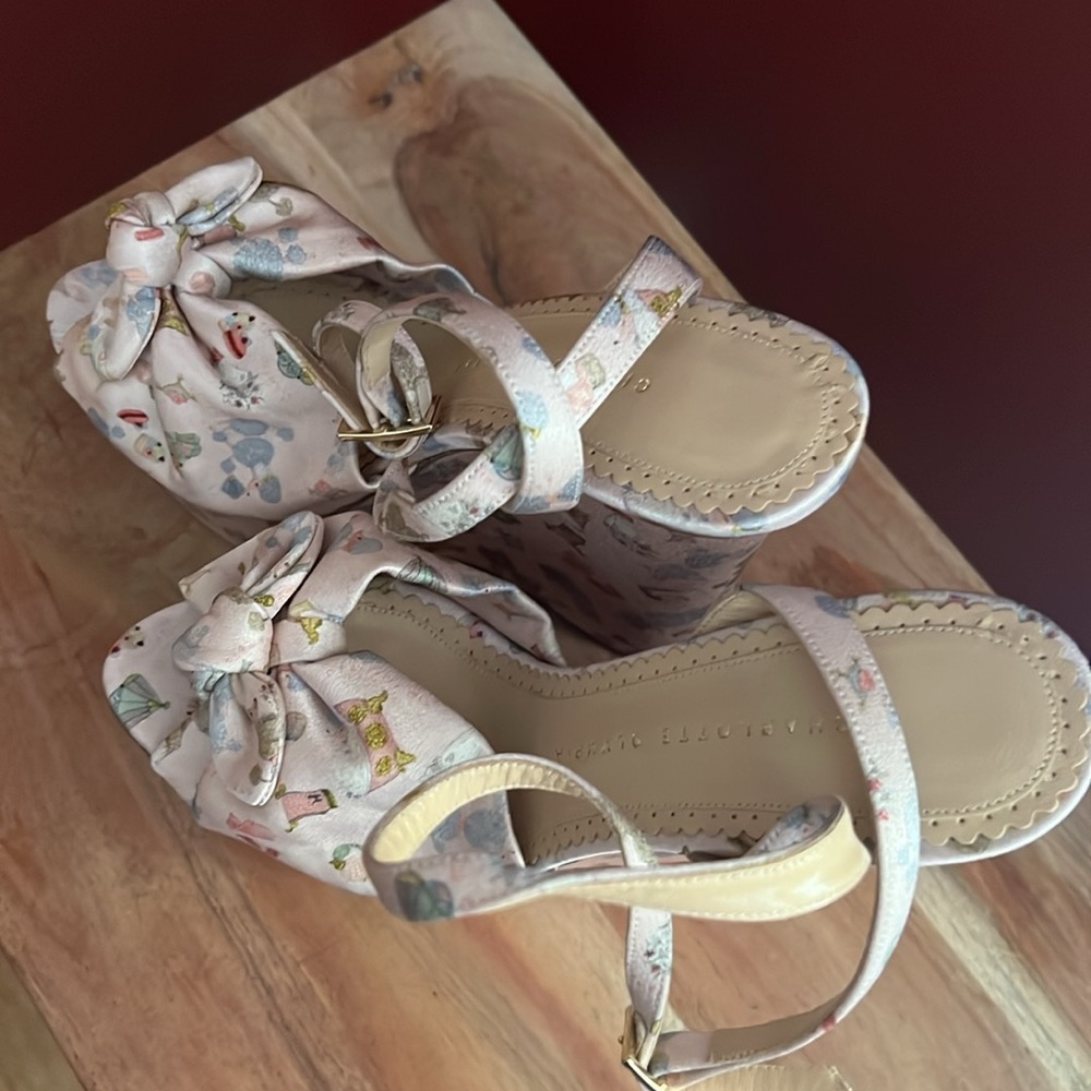 Charlotte Olympia Dog Grooming Wedge Heels - Picture 3 of 6